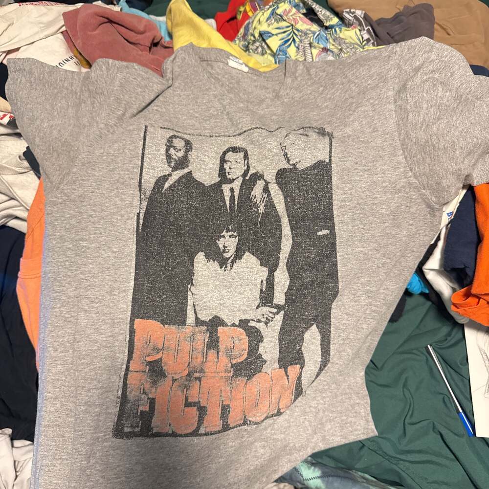 Vintage 2004 Pulp Fiction Movie Promo Graphic T-Shirt